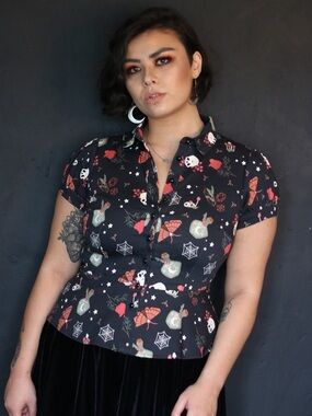 Collectif Witch’s Garden Blouse Top